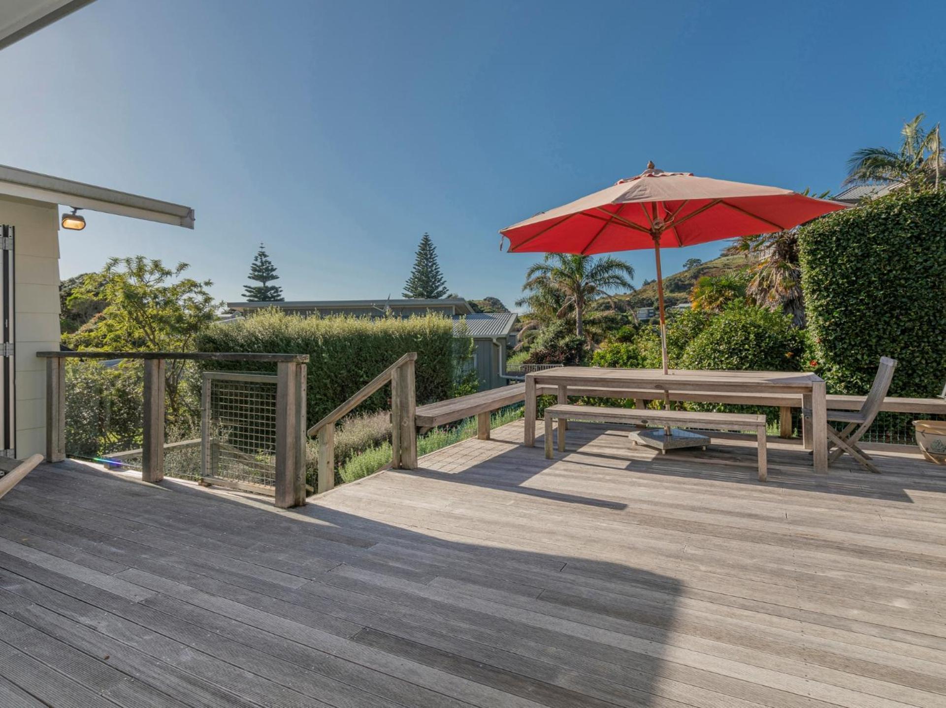 Hahei Kiwi Bach - Hahei Holiday Home Exterior photo